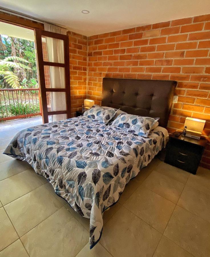 Finca Turistica De Alojamiento Rural Avalon Jardín Zewnętrze zdjęcie