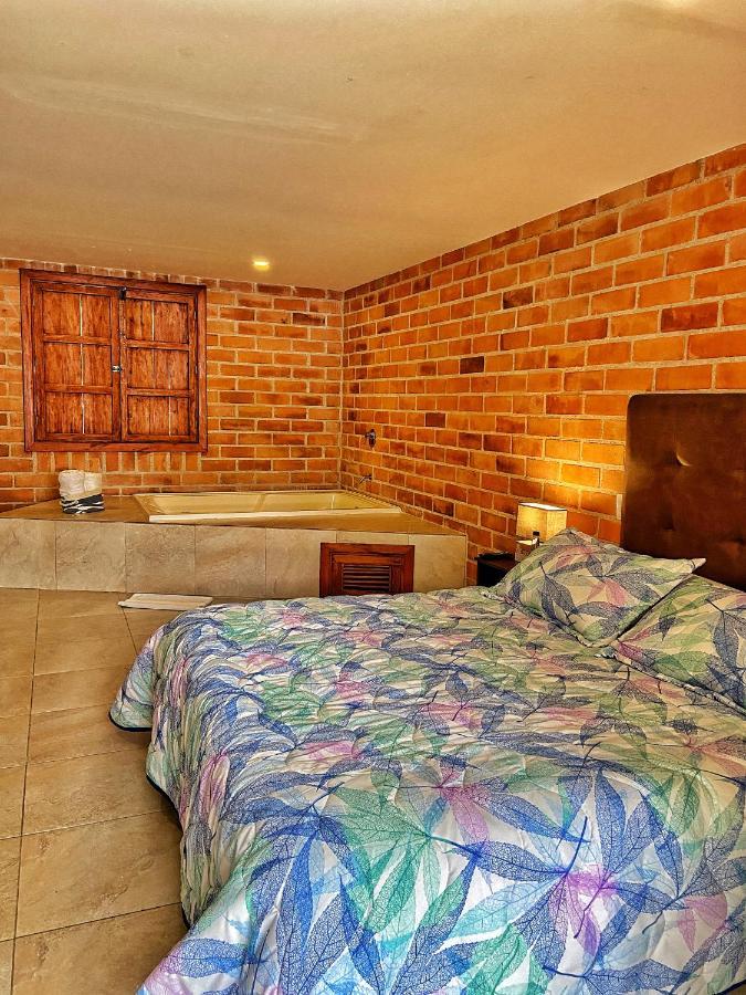 Finca Turistica De Alojamiento Rural Avalon Jardín Zewnętrze zdjęcie